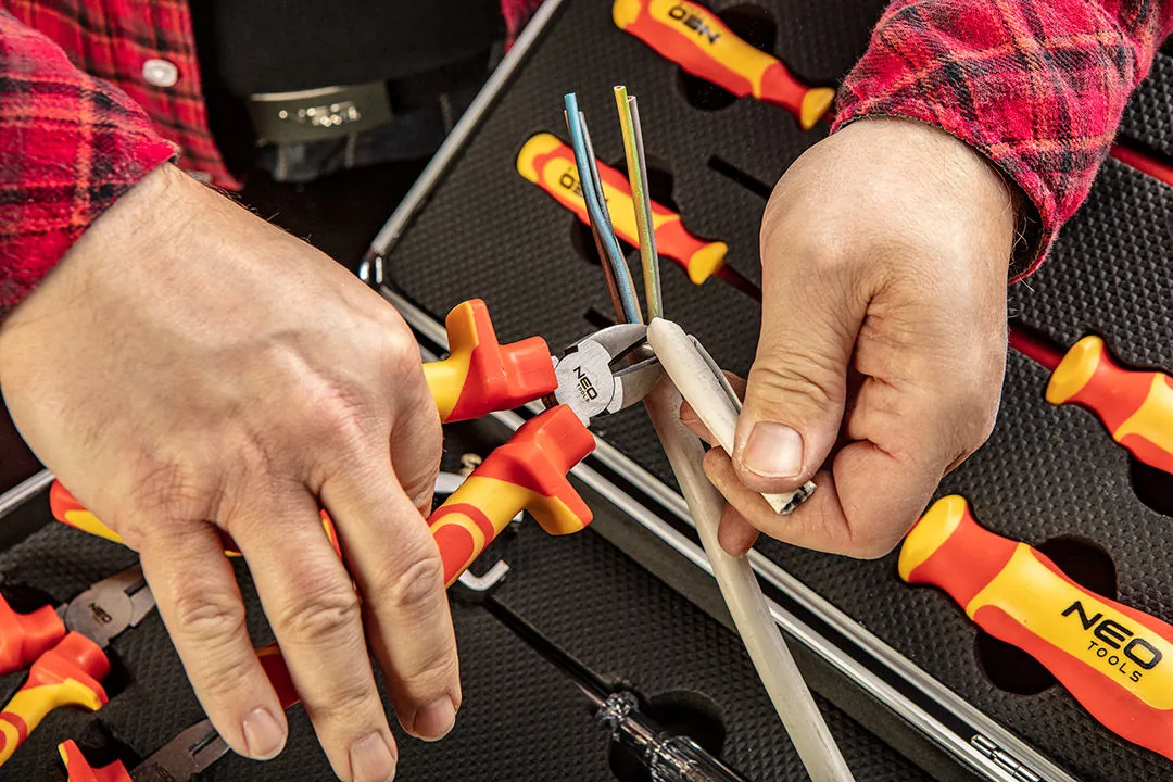 Jeu De Pinces Et Tournevis 1000V 13 Pcs. Neo 01-234 – Image 8